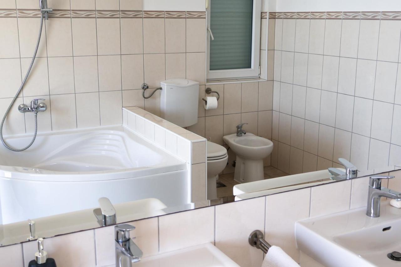 Apartman Klara ルンバルダ エクステリア 写真
