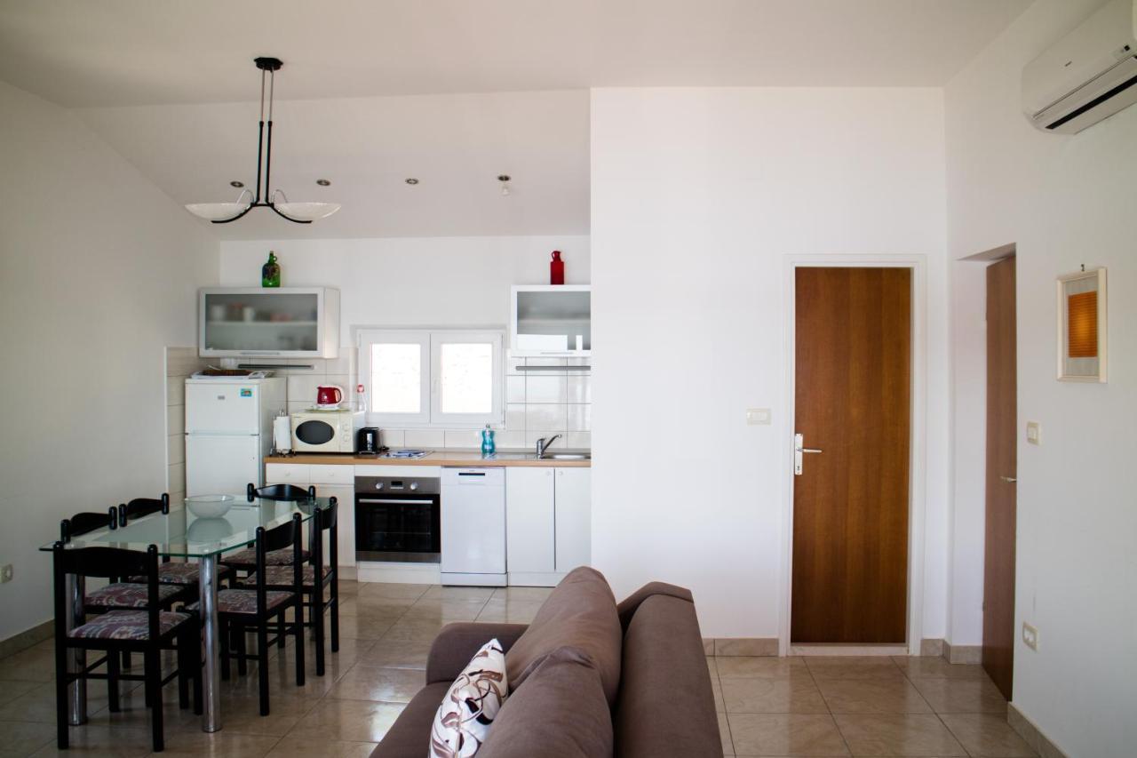 Apartman Klara ルンバルダ エクステリア 写真