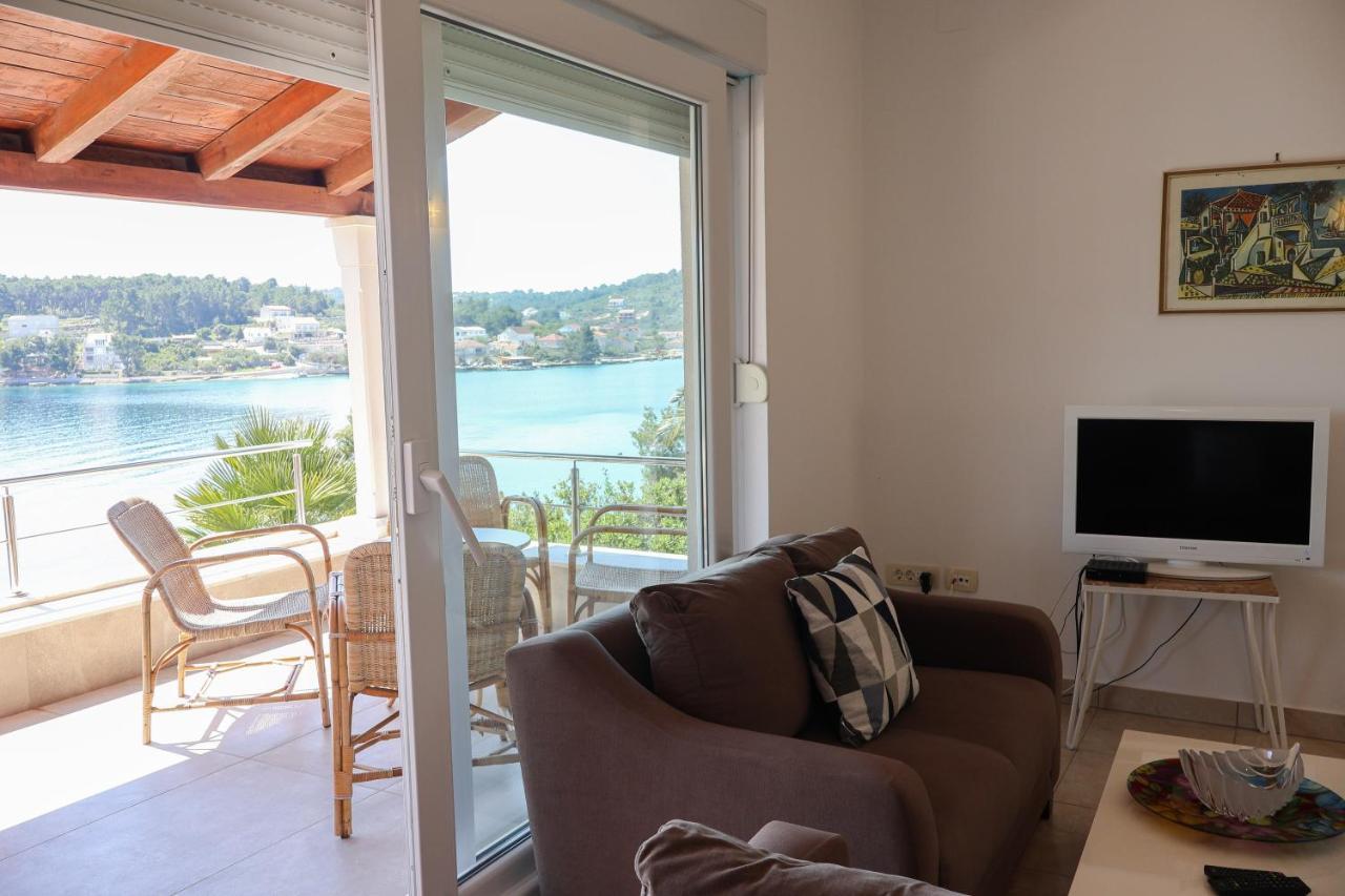 Apartman Klara ルンバルダ エクステリア 写真